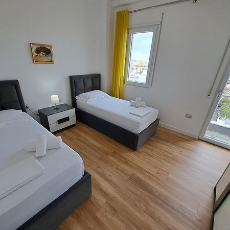 Pazari Luxury Central Apartment Tirana Kültér fotó