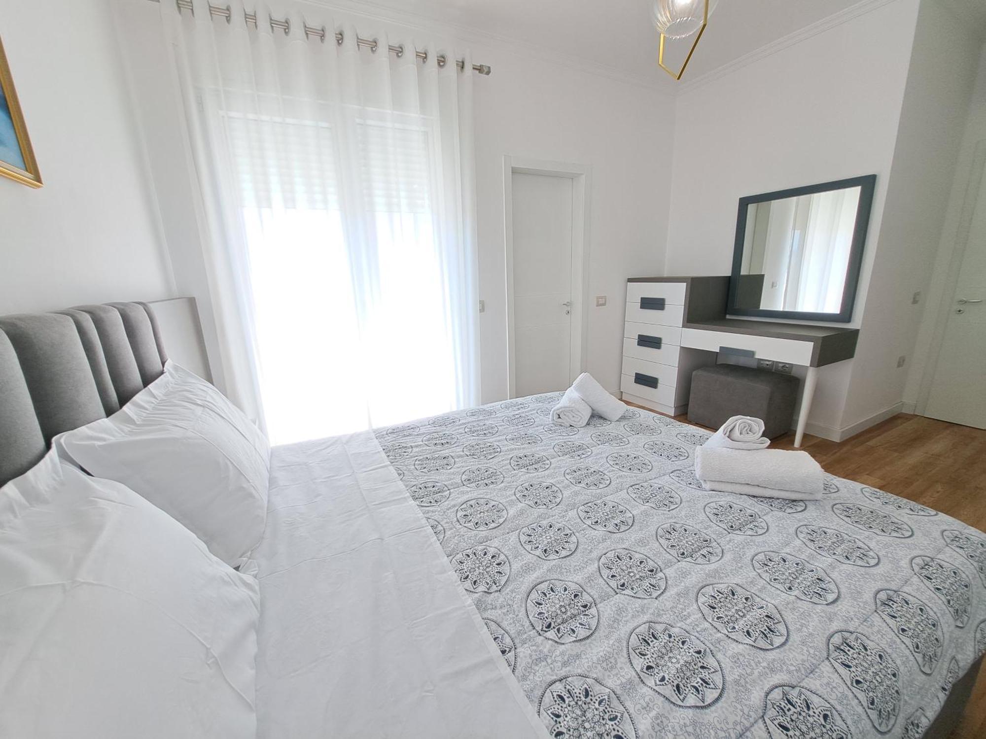 Pazari Luxury Central Apartment Tirana Kültér fotó