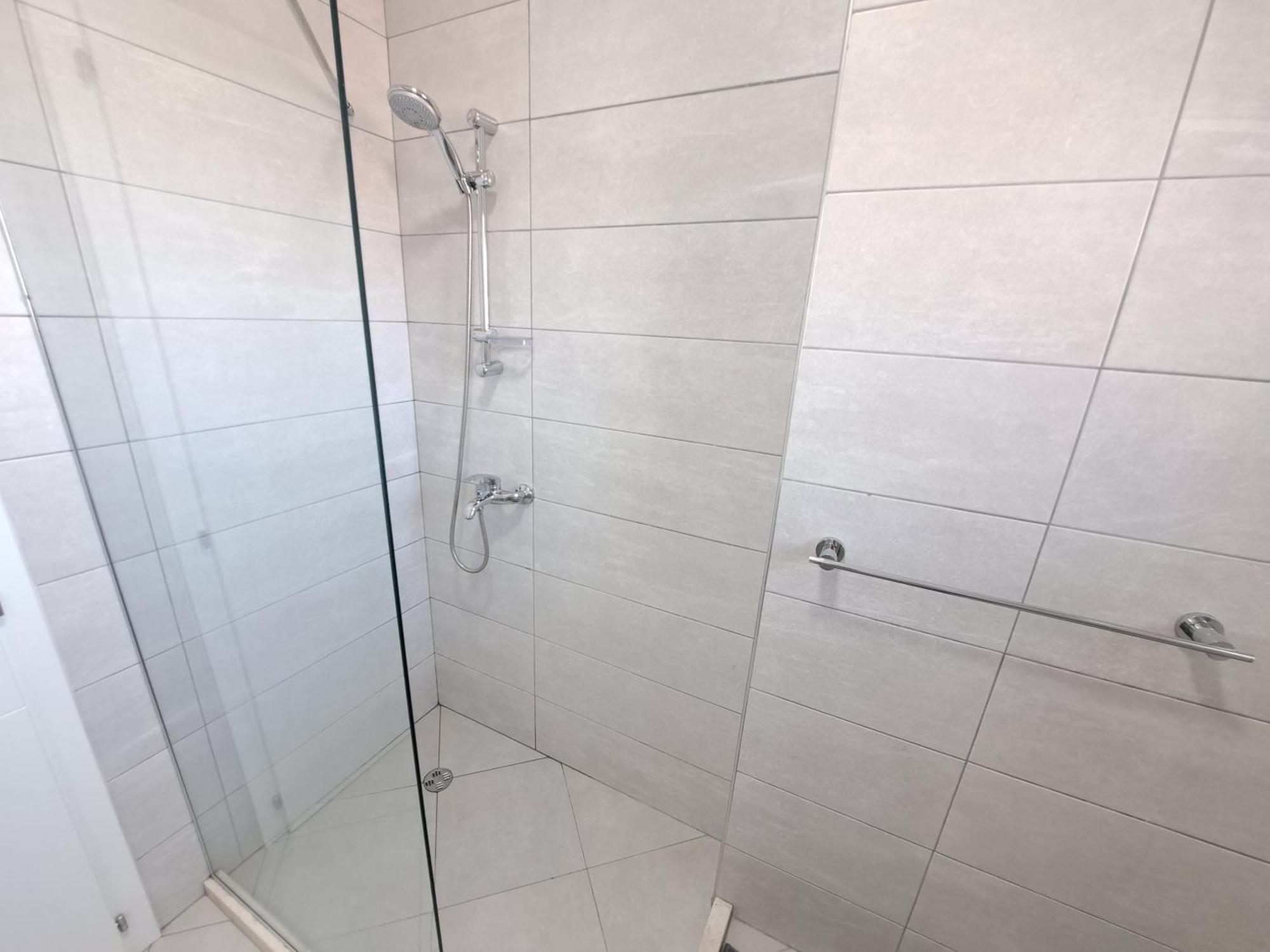 Pazari Luxury Central Apartment Tirana Kültér fotó