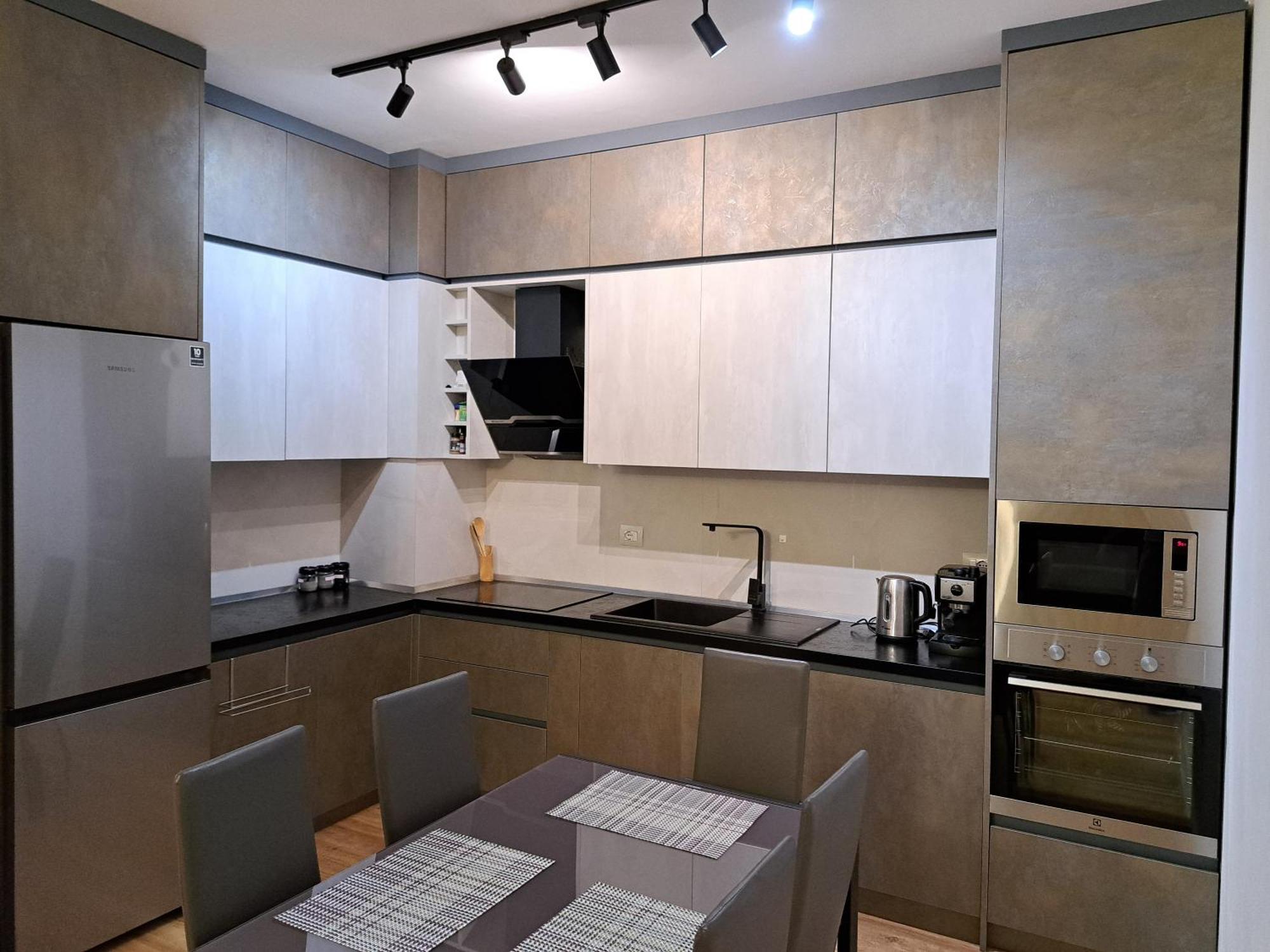 Pazari Luxury Central Apartment Tirana Kültér fotó